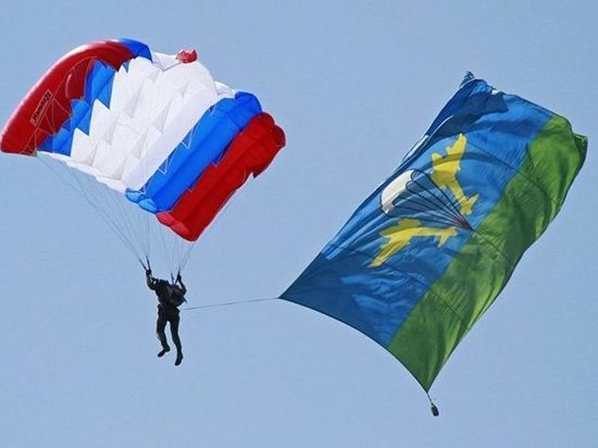2 августа кировские парашютисты устроят показательные выступления