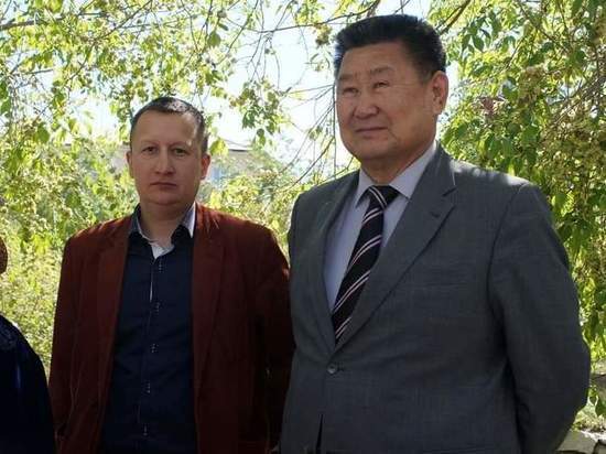 Миссия невыполнима: Евгений Меньшиков переложил провал выдвижения в мэры Улан-Удэ на КПРФ