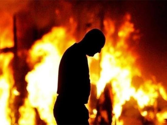 В Хакасии мужчина поджег свой дом