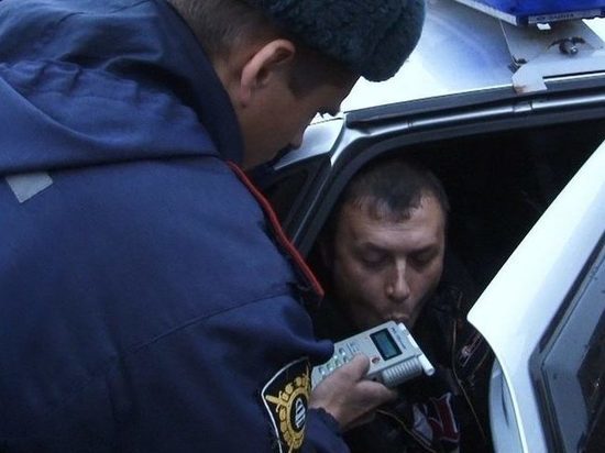 С сегодняшнего дня в Архангельской области начались проверки водителей на трезвость
