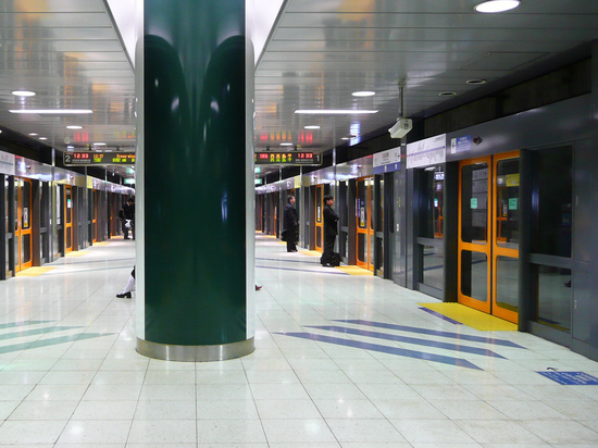 Пилотный проект: платформенные двери для мюнхенского метро