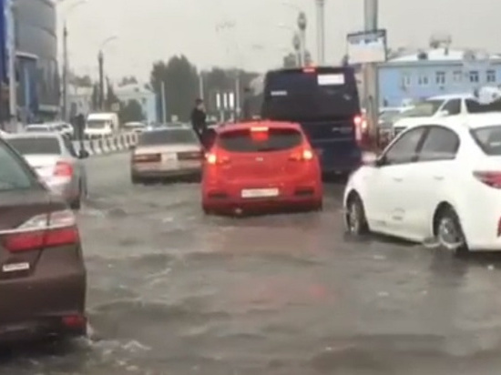 Иркутск затопило ливнем Иркутск затопило ливнем