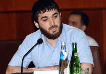 Редактору отдела «Религия» в дагестанской газете «Черновик» Абдулмумину Гаджиеву изменили обвинение
