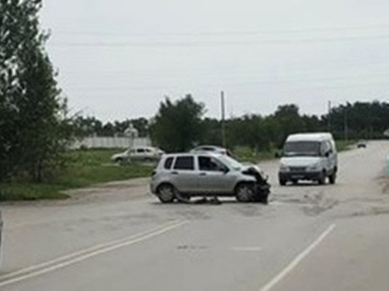 В Волгодонске в столкновении «МАЗды» и «ГАЗа» пострадали двое мужчин