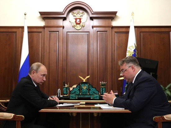 Президент провел рабочую встречу с губернатором Ставрополья Владимировым Президент провел рабочую встречу с губернатором Ставрополья Владимировым