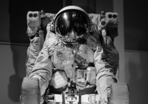 Размер зарплаты российских космонавтов соизмерим с размерами оплаты труда космонавтов в НАСА и Европейском космическом агентстве, заявили в Роскосмосе, пишет «Известия»