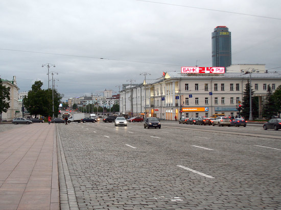 В Екатеринбурге перенесут остановку «Площадь 1905 года»