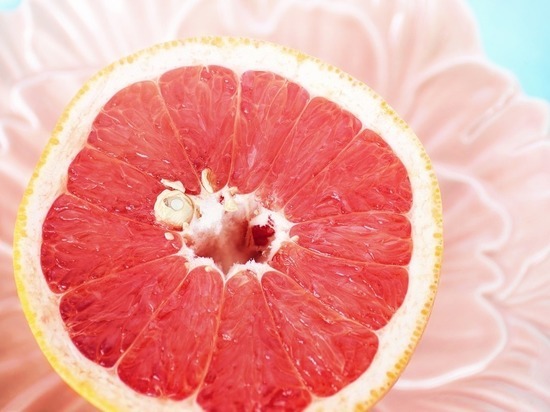 Названы свойства грейпфрута, помогающие укрепить иммунитет и сердце