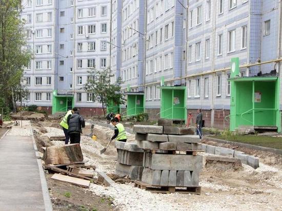 Сорокина поручила соблюдать сроки благоустройства дворов