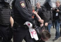 Член Совета Федерации от Иркутской области Вячеслав Мархаев осудил действия силовиков во время разгона митингов оппозиции в Москве