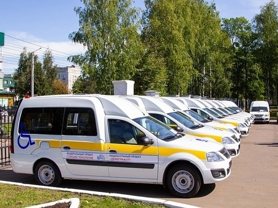 В Кировскую область привезли 16 автомобилей для маломобильных граждан