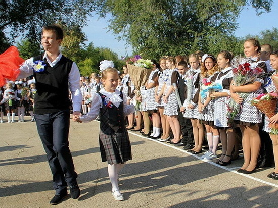В школах Воронежа 1 сентября не будет торжественной линейки
