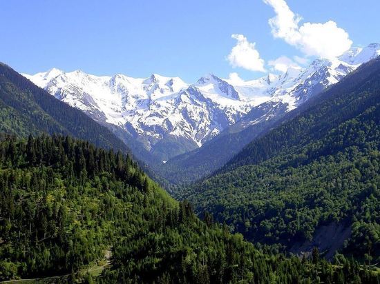 Две туристки найдены мертвыми в горах Грузии