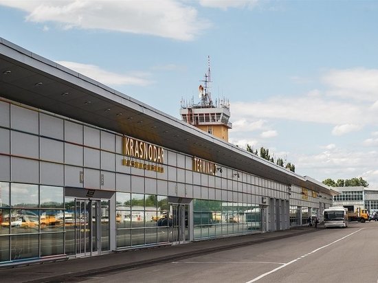 Летевший из Тель-Авива в Санкт-Петербург самолёт вынужденно сел в Краснодаре из-за дебошира