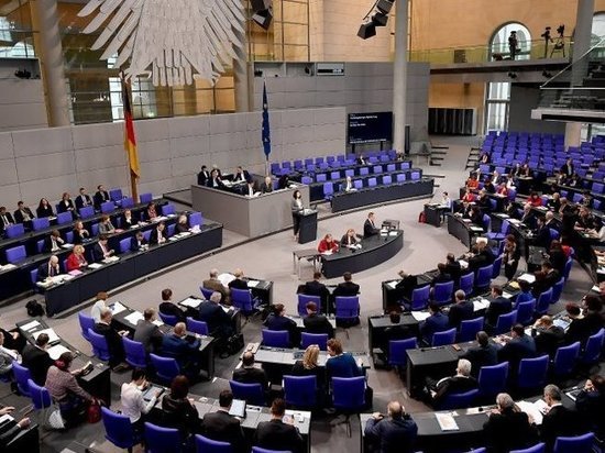 Сколько зарабатывают немецкие депутаты помимо своей депутатской зарплаты?