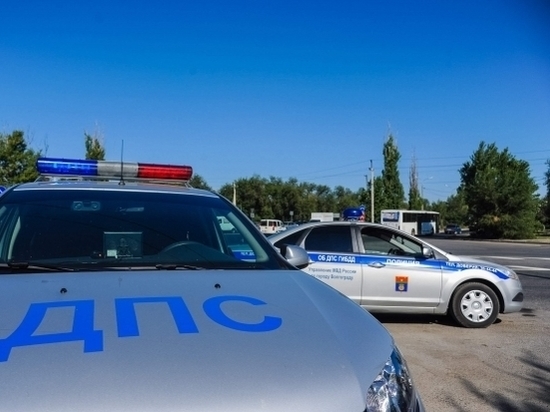 В Дзержинском районе Волгограда внедорожник сбил ребенка-велосипедиста