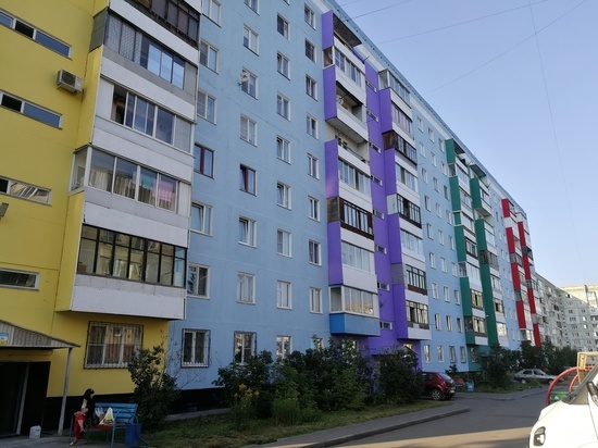 Многоэтажки в Кемерове на Московском проспекте преобразились не только с улицы, но и со двора