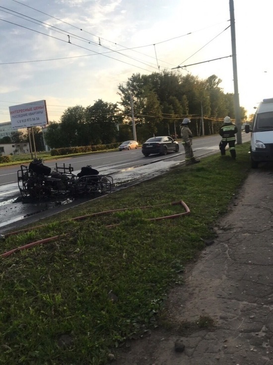 В Рыбинске поездка двух пьяных друзей на квадроцикле закончилось ДТП с пожаром