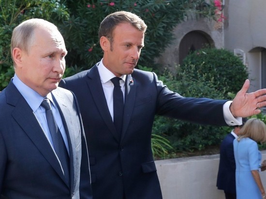 Макрон: Франция содействовала возвращению РФ в Совет Европы