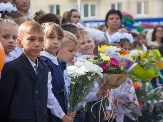 Дороже, чем в Москве: сколько красноярские родители тратят на сборы ребенка в школу
