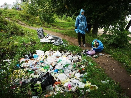 В Ярославле собрали тонну стеклянного и центнер пластикового мусора