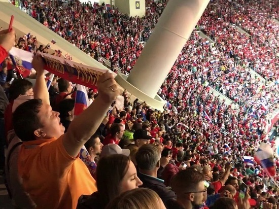 48 100 россиян одновременно исполнят гимн России на стадионе «Газпром Арена»
