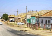 Ради получения материальной компенсации от государства житель Арыси разрушил собственный дом, где изначально было выбито всего несколько форточек