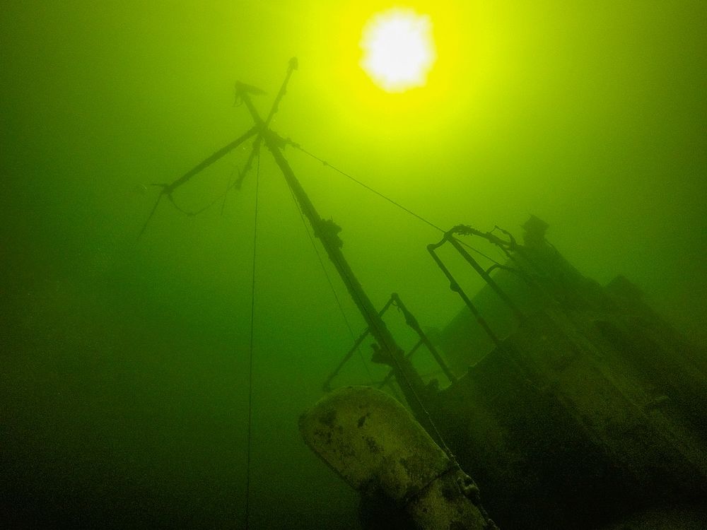Снимки «Телецкого Титаника» выложили в сеть
