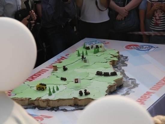 Огромный 50-килограммовый торт испекут для кемеровчан в честь Дня шахтера