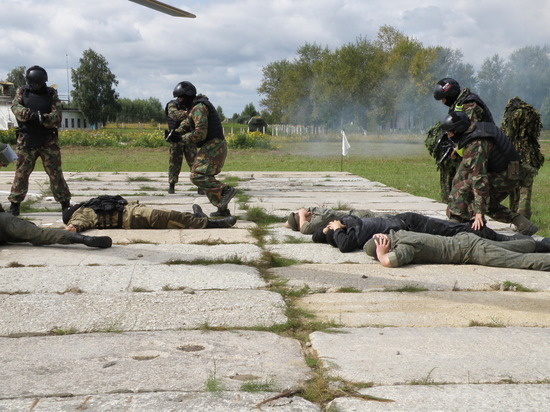 ФСБ пресекла "теракт" на одном из объектов войсковой части в Калуге