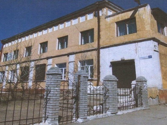 В Улан-Удэ снесут старое здание музыкально-гуманитарного лицея