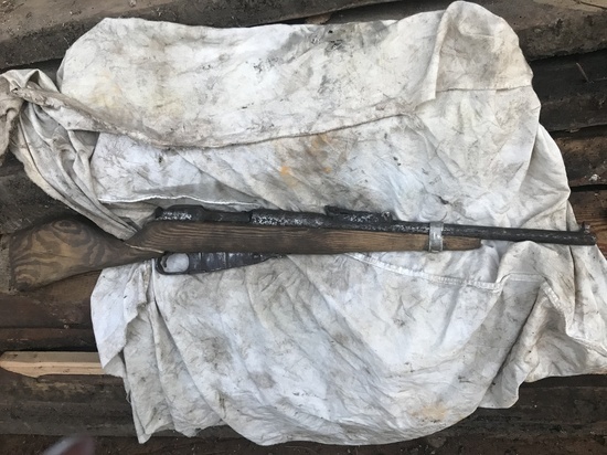 Жительница Усть-Ижоры нашла под полом 128-летнюю винтовку Мосина