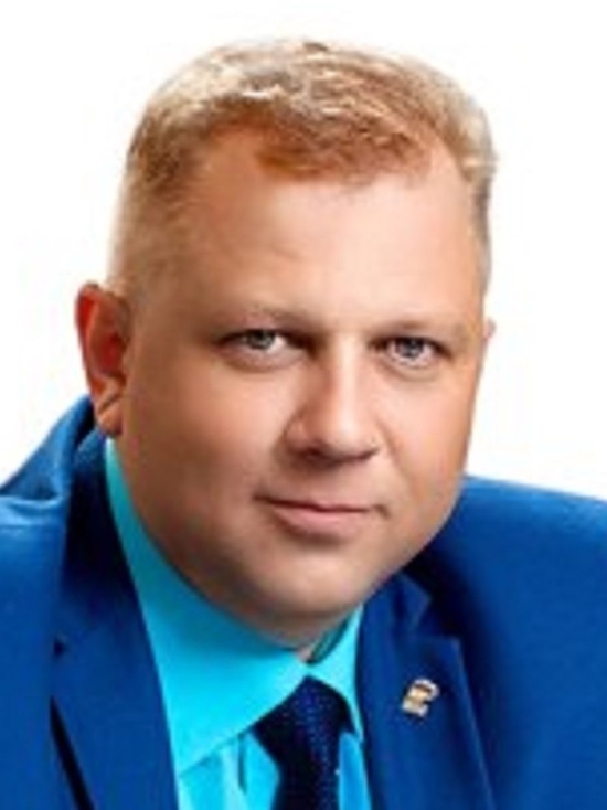Бийские единороссы обсуждают отставку Сергея Ларейкина с поста руководителя
