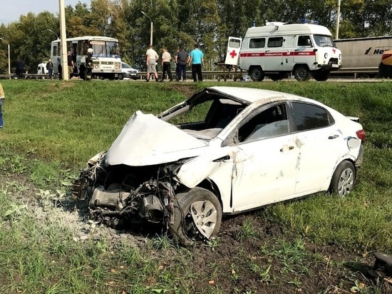 В Тамбовском районе иномарка врезалась в автобус