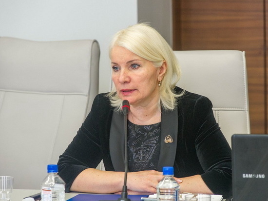 Суд отказался восстановить в должности экс-главу Счетной палаты края