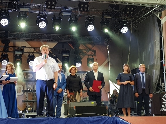Анатолий Литовченко поздравил шахтеров с профессиональным праздником