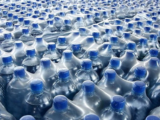 В школах Воронежской области будут использовать бутилированную воду