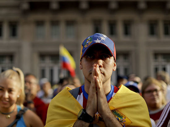 Президент Колумбии: необходимо расследовать "преступления Мадуро"