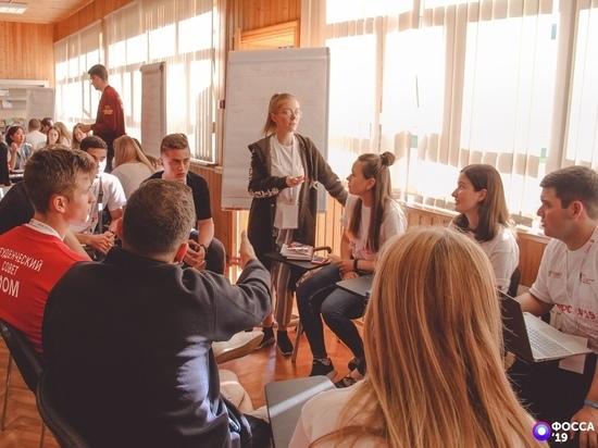 Студенты Президентской Академии в Пятигорске участвуют в ФОССА