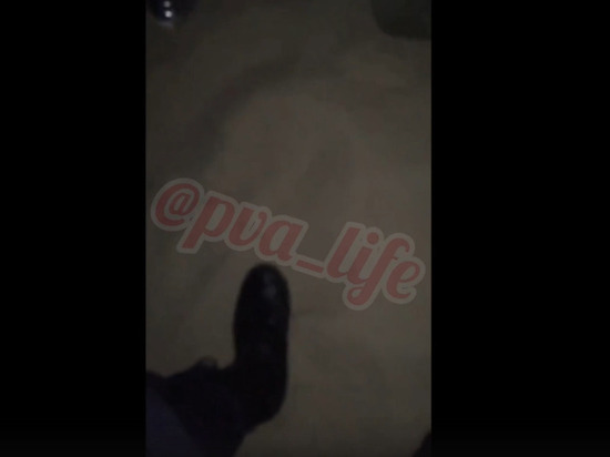 В сеть выложили видео предположительно с телефона полицейского, понудившего в Анапе спортсменку к сексу