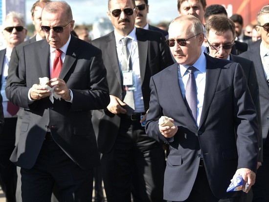 Турецкий лидер не понял, как такое можно есть без ложки