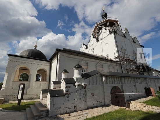 Митрополит Феофан освятил Успенский собор Свияжского монастыря