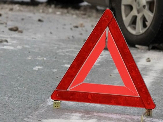 На дороге в Тверской области столкнулись два автомобиля: пострадал ребенок