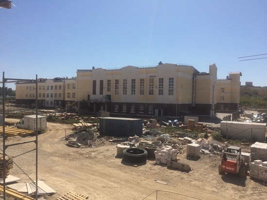 Эксперты ОНФ провели мониторинг строительства новых школ в Крыму