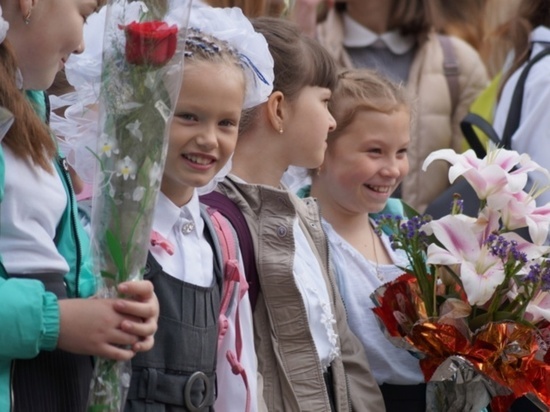 Более четырех тысяч семисот первоклассников сели за парты в новом учебном году в Иванове