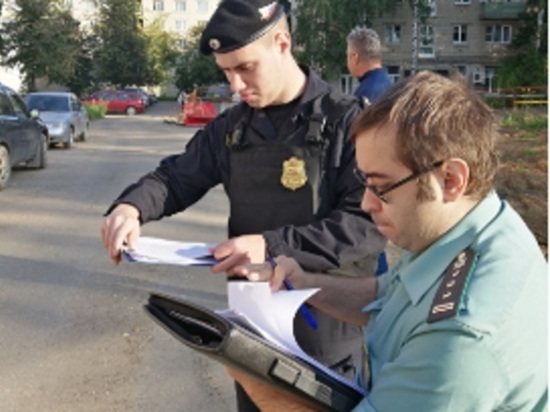 В Ярославской области семью неплательщиков выселили на улицу