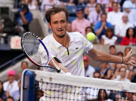 Даниил Медведев обыграл Стена Вавринку и вышел в полуфинал US Open Даниил Медведев обыграл Стена Вавринку и вышел в полуфинал US Open