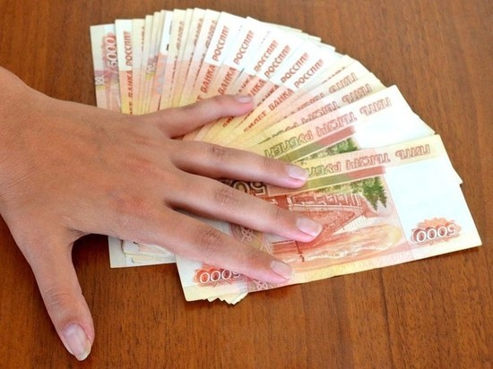 Бухгалтер калужской фирмы присвоила 230 тысяч рублей