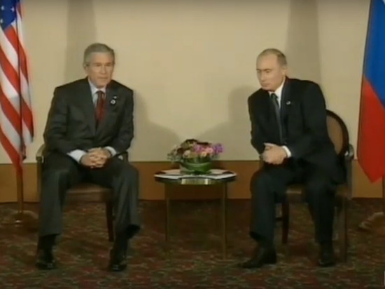 Экс-аналитик ЦРУ: Путин предупреждал Буша об атаке 11 сентября Экс-аналитик ЦРУ: Путин предупреждал Буша об атаке 11 сентября