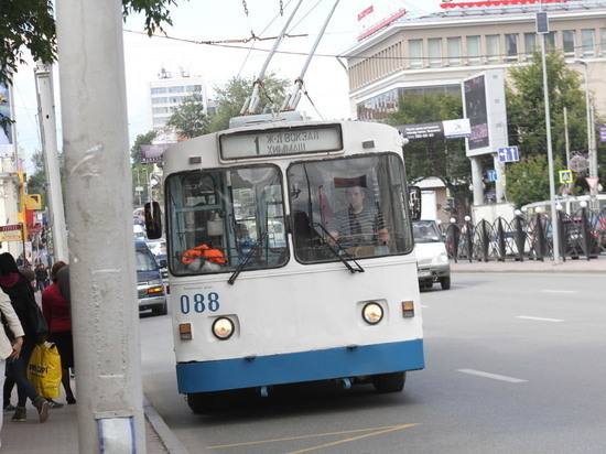 В Екатеринбурге временно отменяют два троллейбусных маршрута и изменяют один